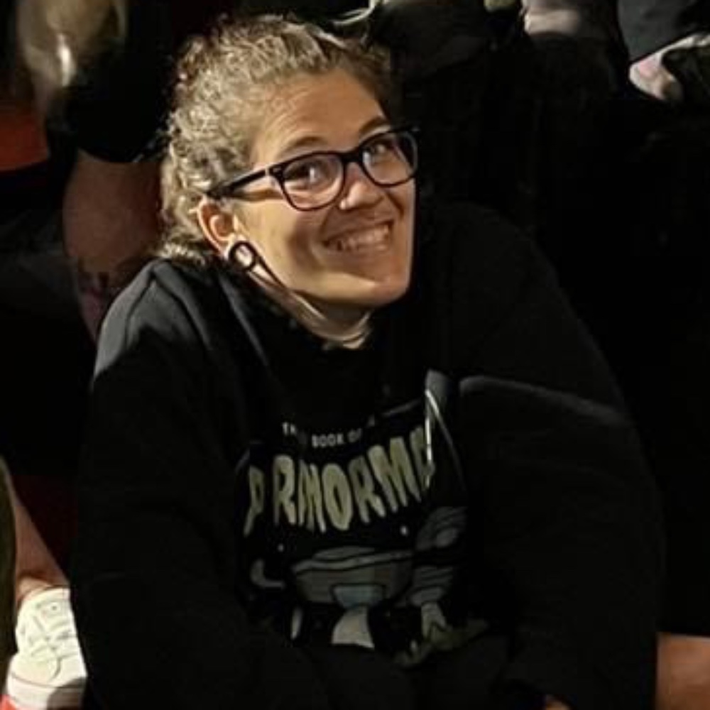 Meet your Posher, Paranormal